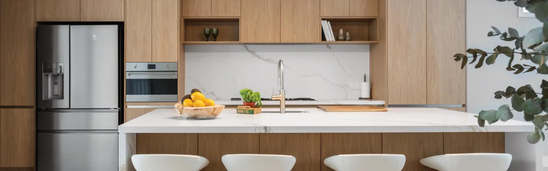 modern wood effect laminate kitchen